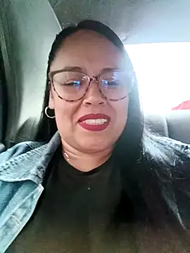 Snapshot of Italia_12 chatting on November 2025 09:14:01 PM Italia 12 online show from November 2025 09:14:01 PM