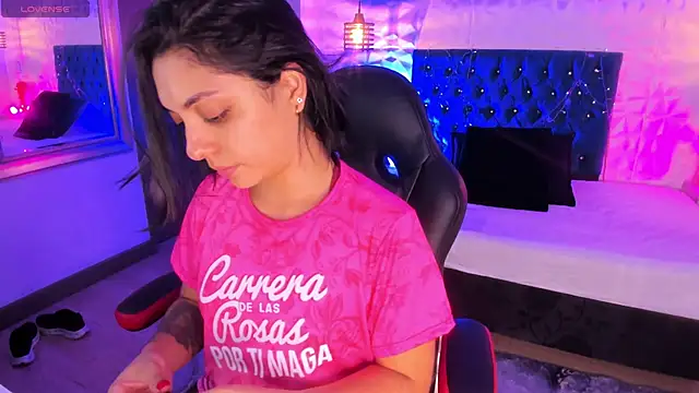 Snapshot of isaa_dl chatting on November 2025 10:10:02 PM isaa dl online show from November 2025 10:10:02 PM