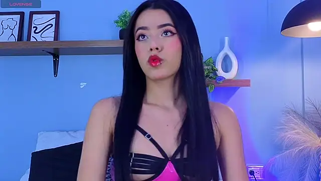 Snapshot of Megan_Ritz chatting on November 2025 07:43:01 PM Megan Ritz online show from November 2025 07:43:01 PM