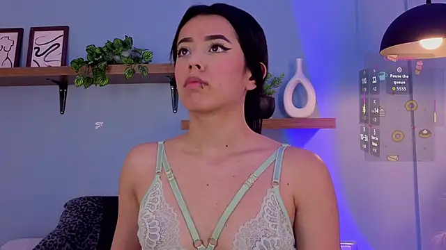 Snapshot of Megan_Ritz chatting on November 2025 08:07:02 PM Megan Ritz online show from November 2025 08:07:02 PM