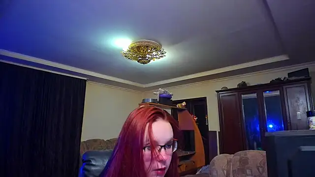 Snapshot of JustFoxyee chatting on October 2025 08:07:01 PM JustFoxyee online show from October 2025 08:07:01 PM