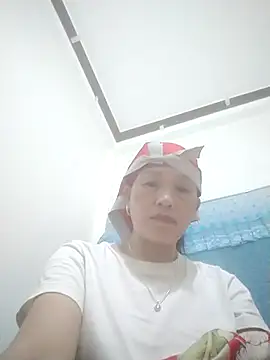 Snapshot of meo-meo00 chatting on November 2025 08:11:02 PM meo-meo00 online show from November 2025 08:11:02 PM