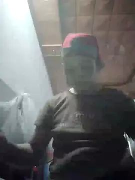 Snapshot of meo-meo00 chatting on November 2025 12:27:02 PM meo-meo00 online show from November 2025 12:27:02 PM