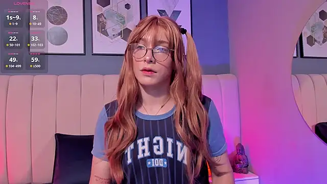 Snapshot of DaimondPink chatting on November 2025 11:54:01 AM DaimondPink online show from November 2025 11:54:01 AM