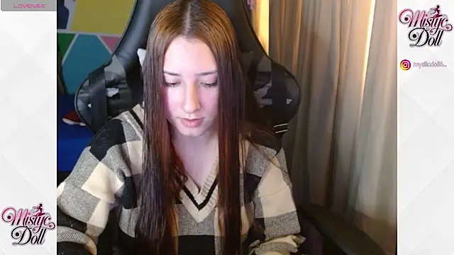 Mysticdoll69  online show from October 2025 04:47:02 PM