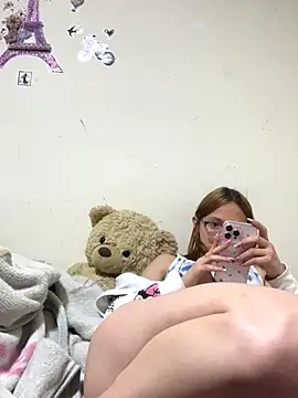 Snapshot of imariahot chatting on October 2025 01:15:01 AM imariahot online show from October 2025 01:15:01 AM