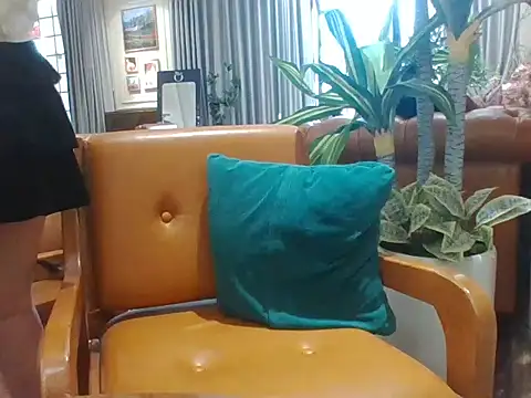 Snapshot of Zun_121 chatting on November 2025 06:58:02 AM Zun 121 online show from November 2025 06:58:02 AM