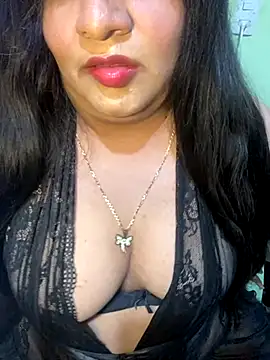 Diann96 online show from October 2025 10:50:01 PM