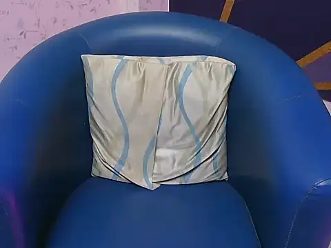 shiny-krisha online show from November 2025 04:29:02 AM