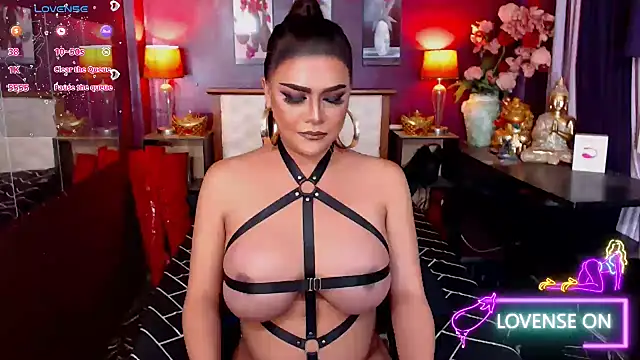 Snapshot of BombshellMARIA chatting on December 2025 08:30:02 AM BombshellMARIA online show from December 2025 08:30:02 AM