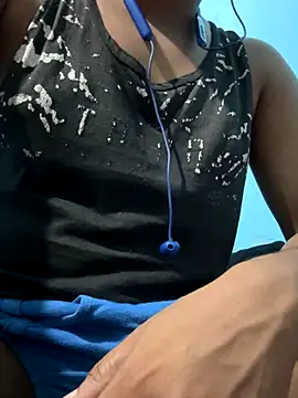 Snapshot of CoupleSatified chatting on October 2025 04:37:02 PM CoupleSatified online show from October 2025 04:37:02 PM