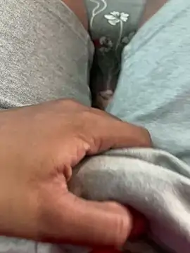 Snapshot of CoupleSatified chatting on October 2025 05:28:01 AM CoupleSatified online show from October 2025 05:28:01 AM