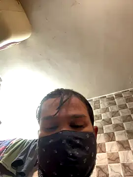 Snapshot of CoupleSatified chatting on November 2025 10:10:02 AM CoupleSatified online show from November 2025 10:10:02 AM