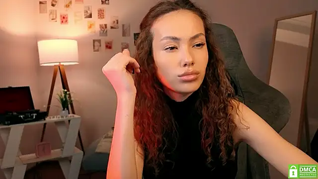 Snapshot of branchwithflowerss chatting on October 2025 11:43:01 AM branchwithflowerss online show from October 2025 11:43:01 AM