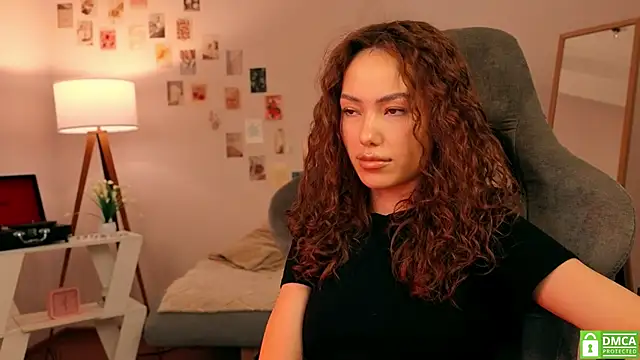 Snapshot of branchwithflowerss chatting on October 2025 12:16:01 PM branchwithflowerss online show from October 2025 12:16:01 PM