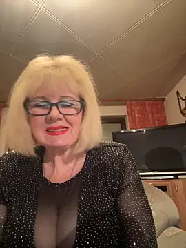 BoloshkaBlonda online show from November 2025 06:50:02 PM