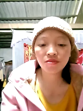 Snapshot of Minkine022 chatting on October 2025 01:08:02 AM Minkine022 online show from October 2025 01:08:02 AM