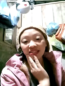 Snapshot of Minkine022 chatting on October 2025 05:13:02 PM Minkine022 online show from October 2025 05:13:02 PM