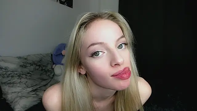 PocketDollX online show from November 2025 02:49:02 PM