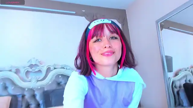 Snapshot of SiaSavach chatting on November 2025 07:35:01 PM SiaSavach online show from November 2025 07:35:01 PM