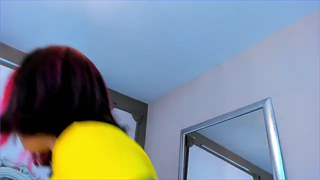 Snapshot of SiaSavach chatting on November 2025 07:30:02 PM SiaSavach online show from November 2025 07:30:02 PM