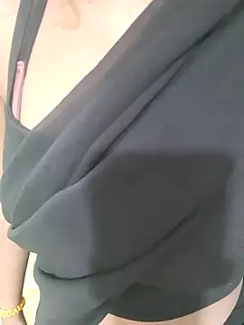 Lusty Naina online show from November 2025 05:24:01 PM