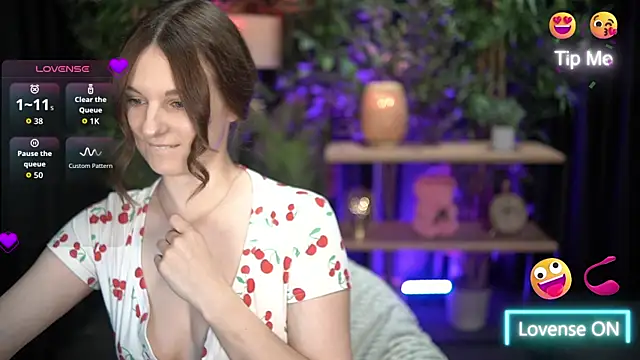 xoxo molly online show from October 2025 09:37:01 PM