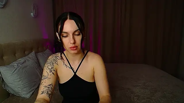 Poison inyour Mind   online show from November 2025 05:57:01 PM