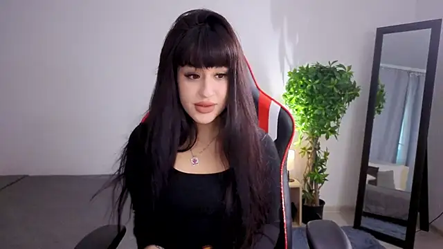 Erika peach online show from October 2025 02:36:02 PM