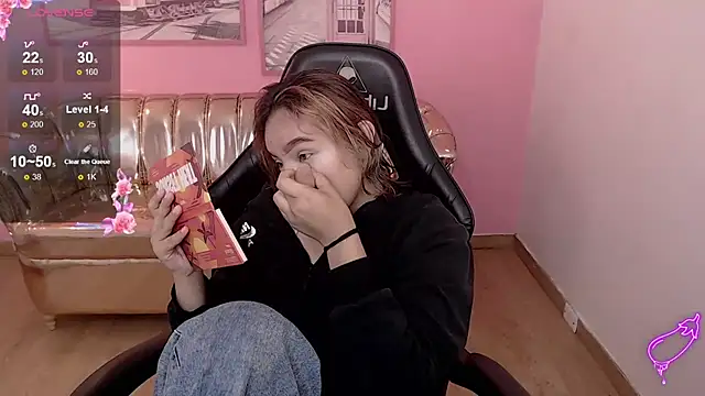 Snapshot of mia_foster_t chatting on November 2025 12:49:02 PM mia foster t online show from November 2025 12:49:02 PM