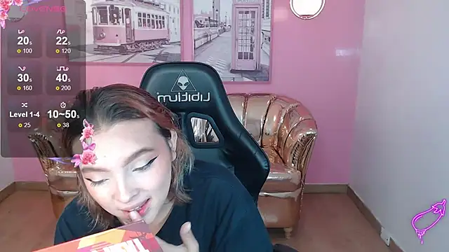 Snapshot of mia_foster_t chatting on November 2025 01:21:02 PM mia foster t online show from November 2025 01:21:02 PM