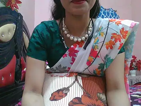 Snapshot of night_queeen7 chatting on October 2025 06:28:02 PM night queeen7 online show from October 2025 06:28:02 PM