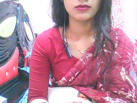 Snapshot of night_queeen7 chatting on November 2025 08:19:01 PM night queeen7 online show from November 2025 08:19:01 PM