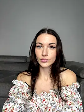 HannaGerman online show from October 2025 02:14:01 PM