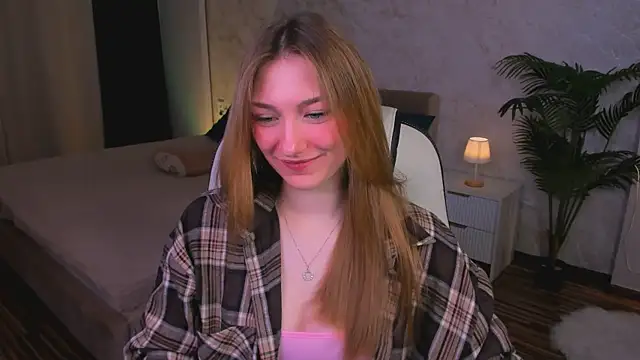 Snapshot of AngelAnabelle chatting on October 2025 08:29:01 PM AngelAnabelle online show from October 2025 08:29:01 PM