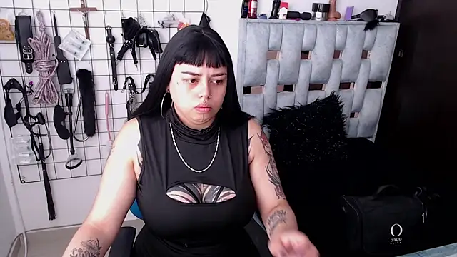 malboro rojo online show from November 2025 01:40:01 PM