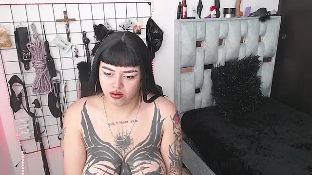 malboro rojo online show from November 2025 02:06:01 PM