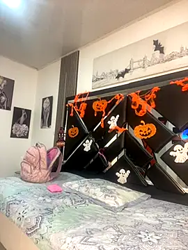 Charlotte ebony  online show from October 2025 12:27:01 PM