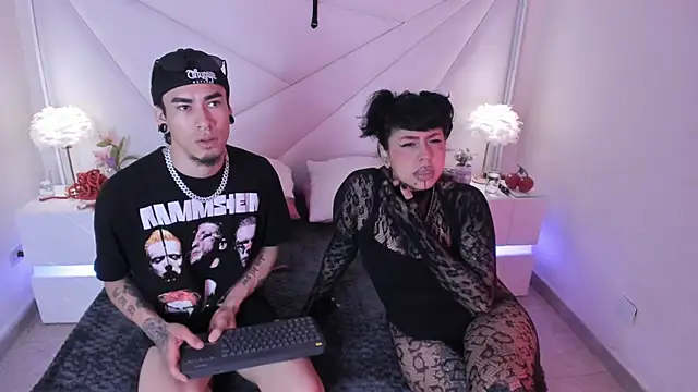 Snapshot of conjuring_ chatting on November 2025 03:08:02 AM conjuring online show from November 2025 03:08:02 AM