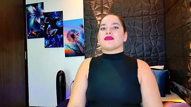 Snapshot of Hurrem99 chatting on November 2025 08:10:01 PM Hurrem99 online show from November 2025 08:10:01 PM