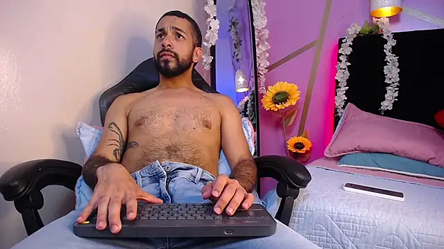 Snapshot of Lobo_sex21 chatting on November 2025 07:57:02 PM Lobo sex21 online show from November 2025 07:57:02 PM