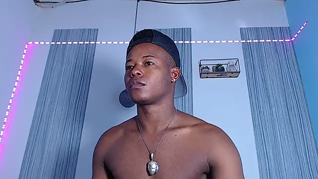 Dark stallionX online show from November 2025 06:21:01 PM