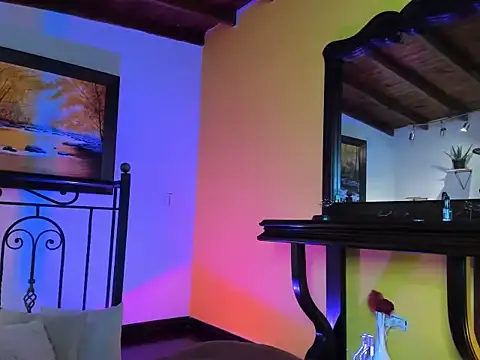 Snapshot of Zulyhenao chatting on October 2025 09:51:01 AM Zulyhenao online show from October 2025 09:51:01 AM