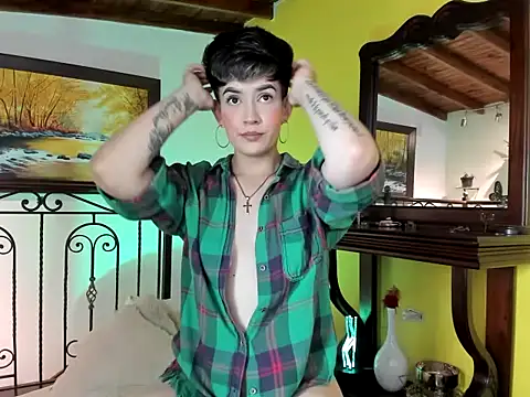 Snapshot of Zulyhenao chatting on October 2025 03:21:02 AM Zulyhenao online show from October 2025 03:21:02 AM