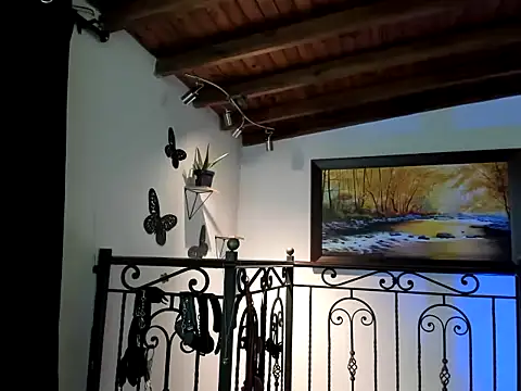 Snapshot of Zulyhenao chatting on November 2025 01:10:02 PM Zulyhenao online show from November 2025 01:10:02 PM