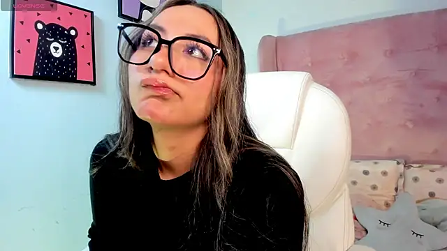 Snapshot of Vanelope_evanss chatting on October 2025 12:36:02 PM Vanelope evanss online show from October 2025 12:36:02 PM