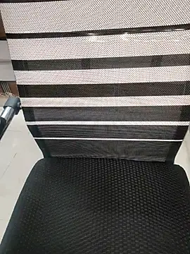 Snapshot of Hot_Goldess111 chatting on November 2025 06:45:02 AM Hot Goldess111 online show from November 2025 06:45:02 AM