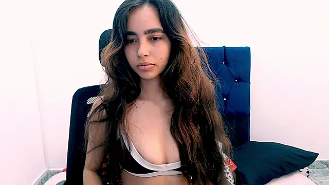 Snapshot of solarboom18 chatting on October 2025 07:15:01 PM solarboom18 online show from October 2025 07:15:01 PM