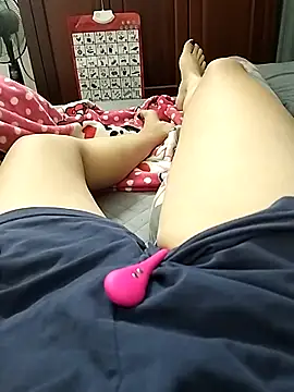 Snapshot of Lili_2love chatting on November 2025 01:11:02 PM Lili 2love online show from November 2025 01:11:02 PM