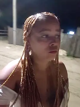 Snapshot of bella_exotichot_ chatting on October 2025 01:59:01 AM bella exotichot online show from October 2025 01:59:01 AM